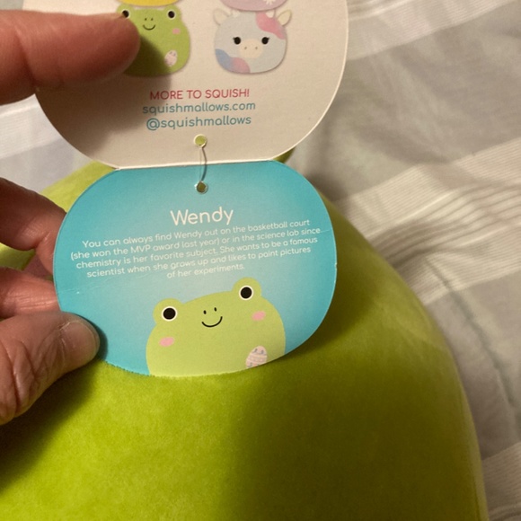 Wendy Stackable - Picture 6 of 7